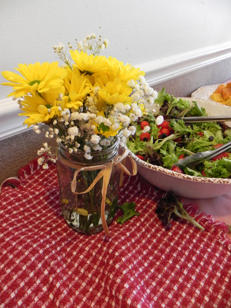 Pretty-flowers-at-the-BBQ.